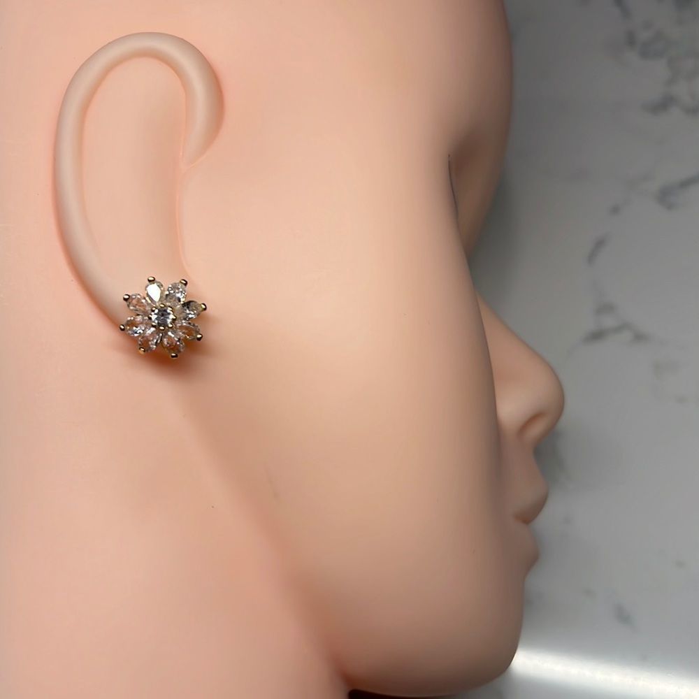Women’s Gold Plated Flower Stud Earring